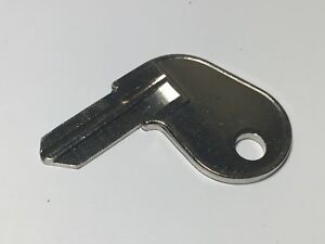 Evinrude Boat Pistol Grip Ignition Key Series 01 - 35 - GKEEZ