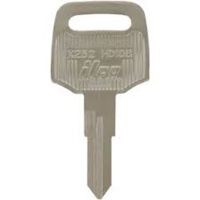 2 Snap On Tool Box Keys Series KZ001 - KZ100 - GKEEZ